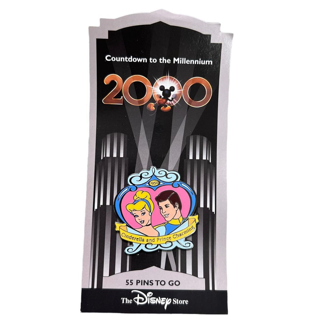 Cinderella & Prince Charming Pin 1999 made ‘ Countdown to the millennium 2000 ‘ 💕✨