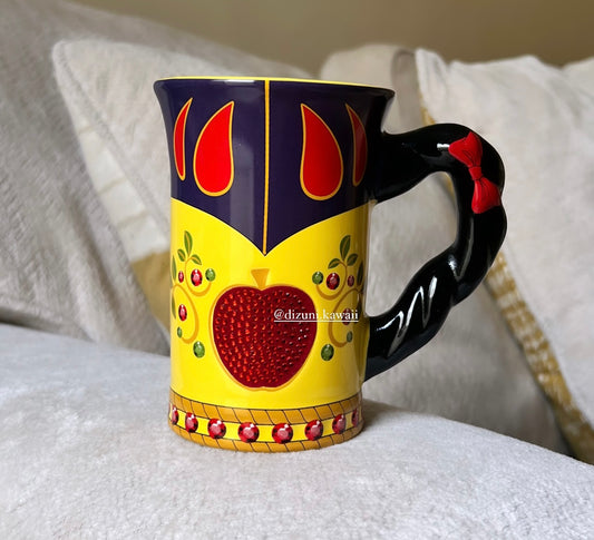 Snow White Dress Mug