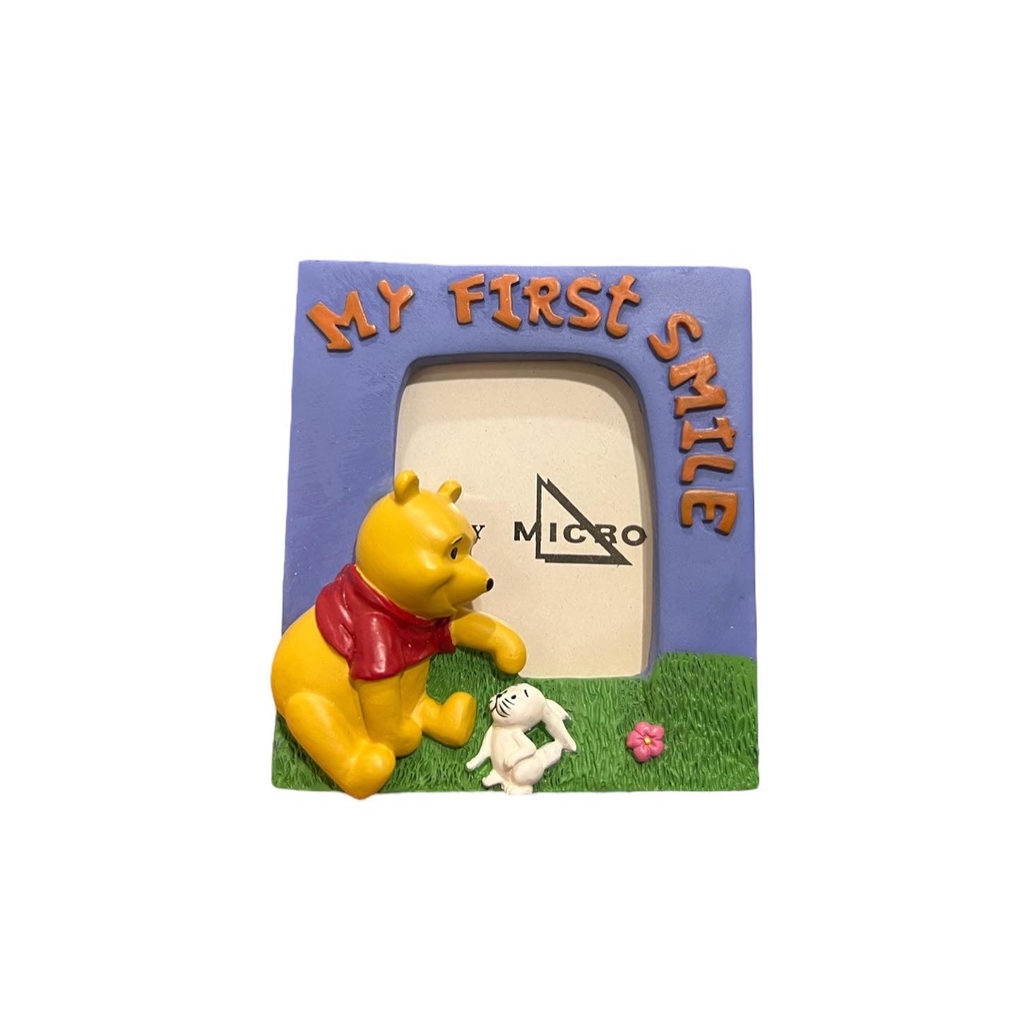 Winnie the Pooh Picture frame ‘my first smile’ 
برواز ويني الدبدوب صغير لصوره شخصيه