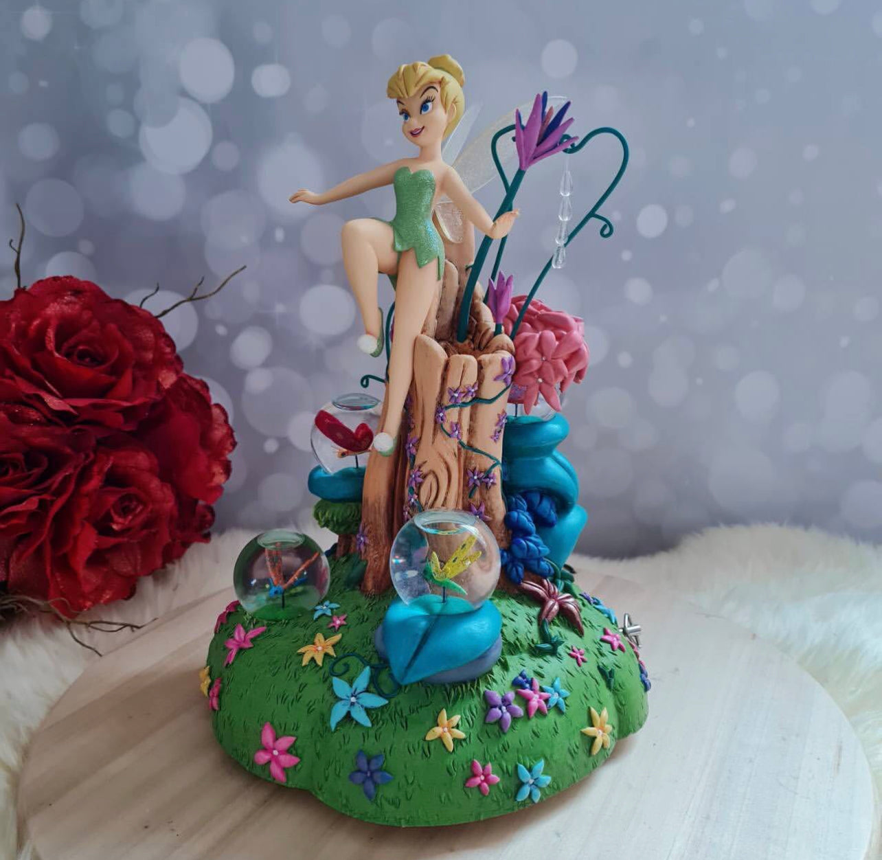 Tinkerbell Large Musical Snowglobe New Sealed in Box