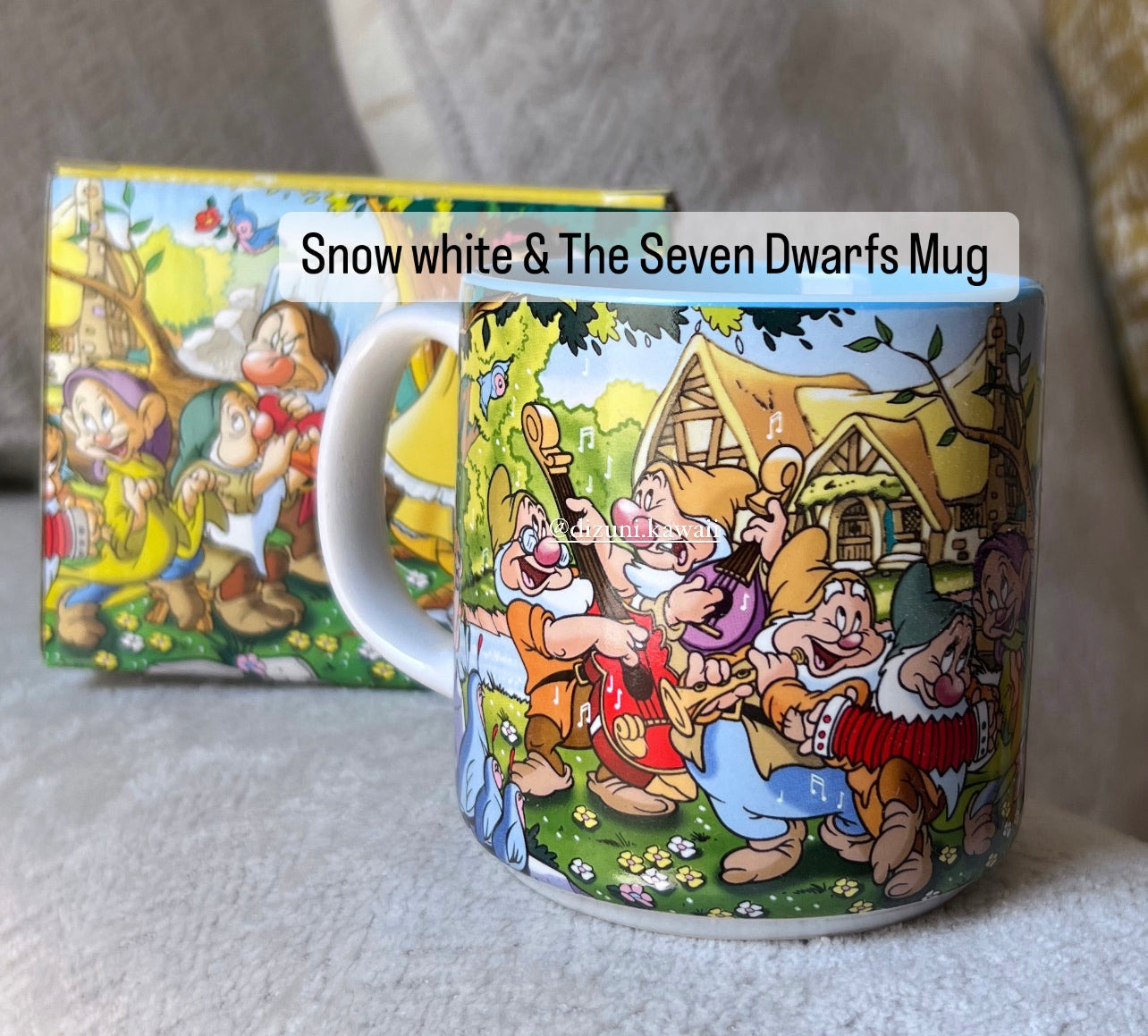 Snow White & The Seven Dwarfs Classic Vintage Mug