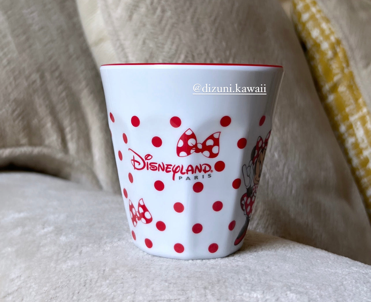 Minnie Mouse plastic cup disney paris