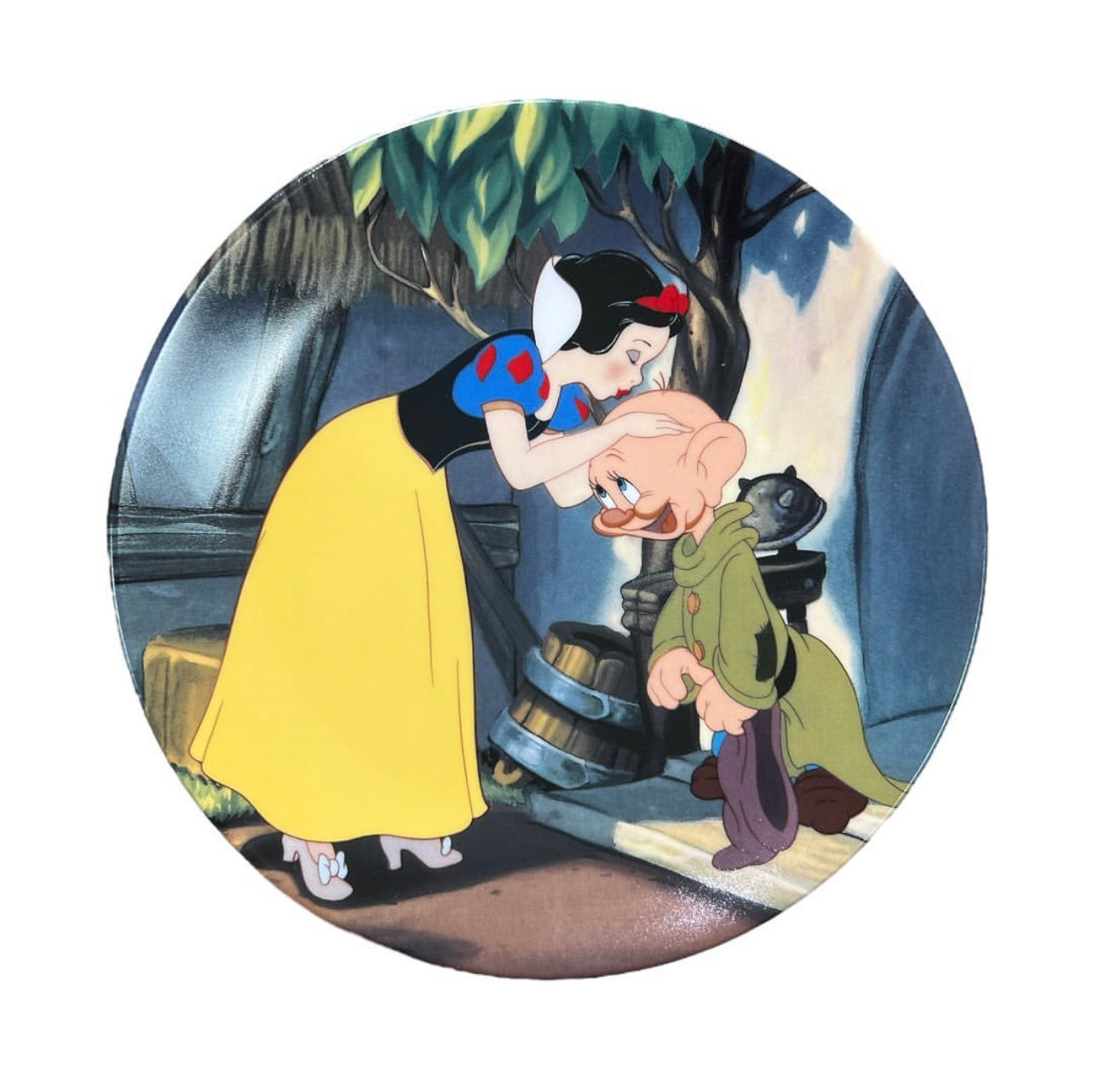 Snow White & Dopey plate صحن زينه سنووايت والقزم دقدق " kiss for dopey " 90s ✨